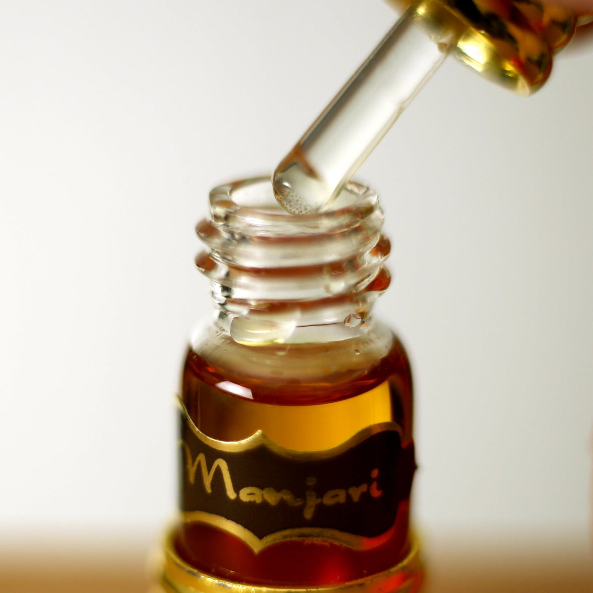 Prabhuji Attar Oil Manjari for Protection - 3ml - Unisex - Mystic Journey Path