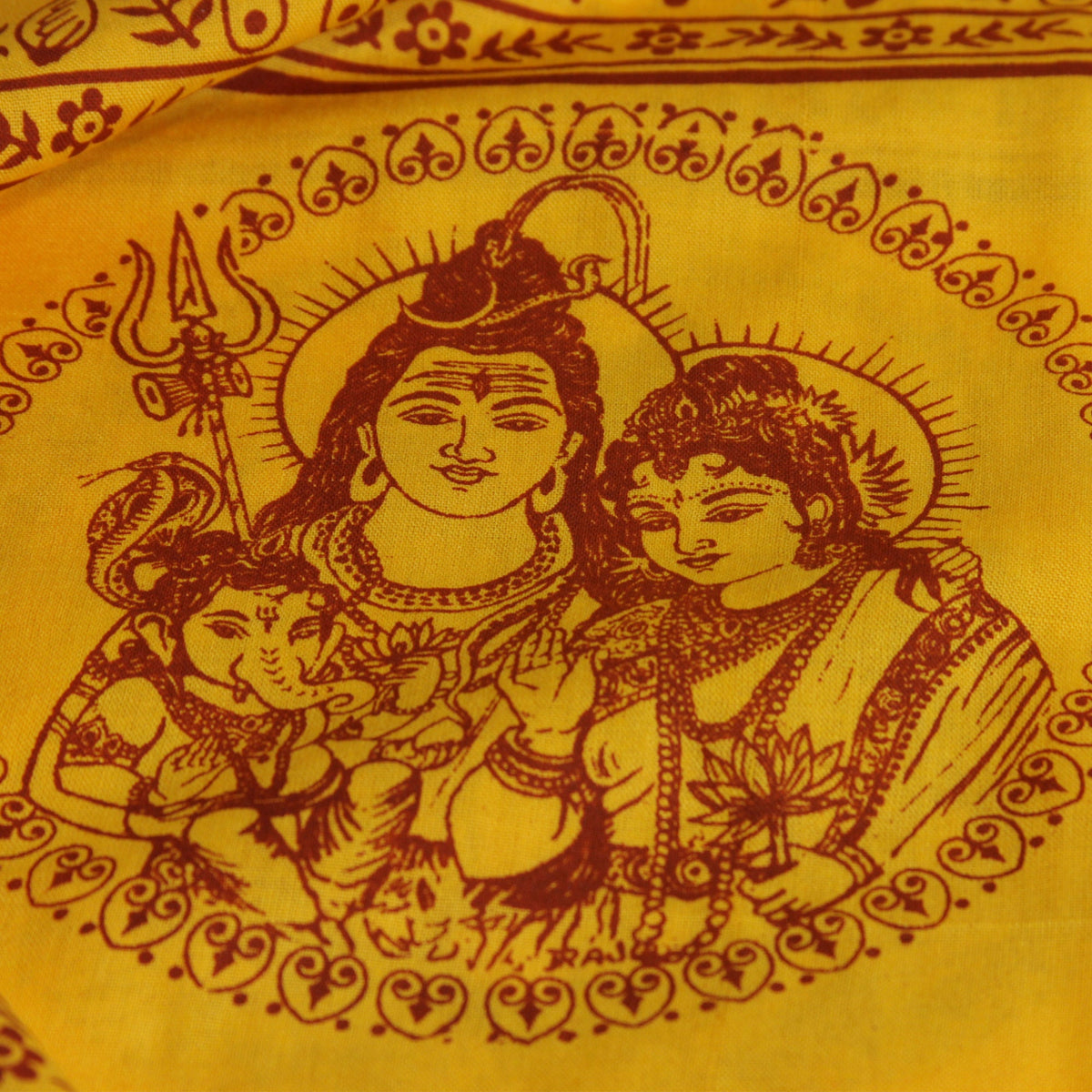 Prabhuji Meditation Yoga Prayer Shawl - Shiva, Parvati and Ganesh - Yellow Large  - Mystic Journey Path