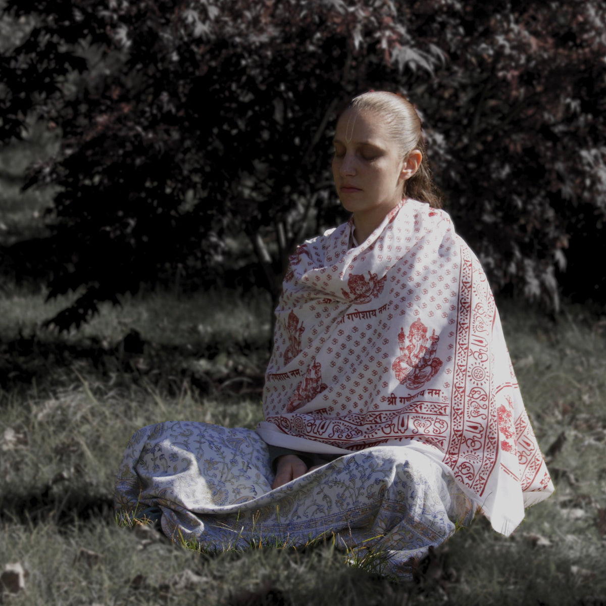 Prabhuji Meditation Yoga Prayer Shawl - Ganesh - White Large  - Mystic Journey Path