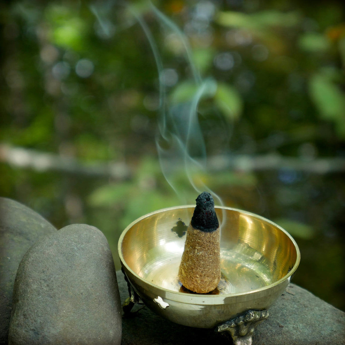 Palo Santo Traditional -  Power & Purification -  6 Incense Cones - Wholesale and Retail Prabhuji's Gifts  - Mystic journey Path